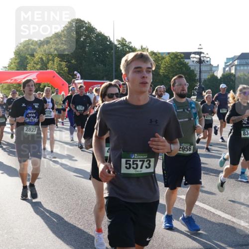 07.09.2025 - BARMER Alsterlauf Yannick Fuchs http://msf.ph/oto/8731523 07.09.2025 09:01:47 Laufen 5303, 19, 5192, 8302, 2823, 3235, 136, 5573, 2956, 4712, 5015, 8344, 6021 meine-sportfotos.de