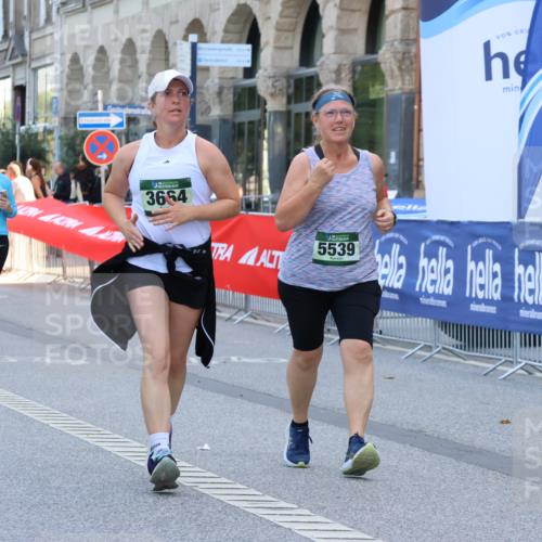 07.09.2025 - BARMER Alsterlauf Strokosch-Dieckow http://msf.ph/oto/8731533 07.09.2025 10:23:46 Ziel 2026, 2261, 2684, 2817, 3168, 3169, 3325, 3326, 4306, 4457, 4841, 5096 meine-sportfotos.de
