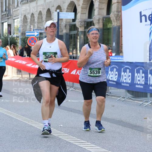 07.09.2025 - BARMER Alsterlauf Strokosch-Dieckow http://msf.ph/oto/8731540 07.09.2025 10:23:46 Ziel 2026, 2261, 2684, 2817, 3168, 3169, 3325, 3326, 4306, 4457, 4841, 5096 meine-sportfotos.de