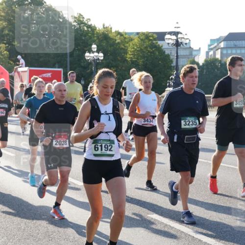 07.09.2025 - BARMER Alsterlauf Yannick Fuchs http://msf.ph/oto/8731543 07.09.2025 09:01:50 Laufen 536, 1590, 2028, 6192, 3434, 3235, 3850, 4548, 451 meine-sportfotos.de