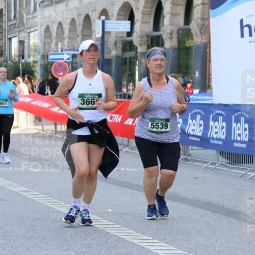 07.09.2025 - BARMER Alsterlauf Strokosch-Dieckow http://msf.ph/oto/8731547 07.09.2025 10:23:46 Ziel 2026, 2261, 2684, 2817, 3168, 3169, 3325, 3326, 4306, 4457, 4841, 5096 meine-sportfotos.de