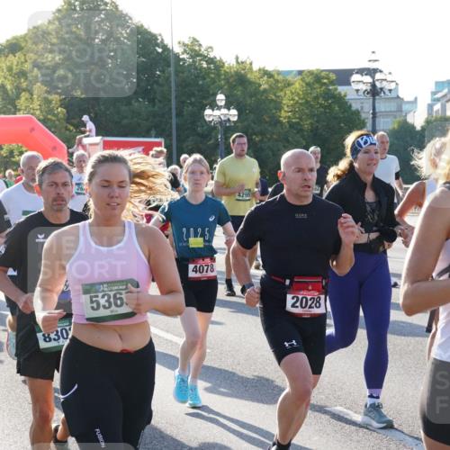 07.09.2025 - BARMER Alsterlauf Yannick Fuchs http://msf.ph/oto/8731552 07.09.2025 09:01:51 Laufen 4295, 2530, 10, 8303, 12, 830, 264, 536, 2025, 4078, 2028, 36, 6192 meine-sportfotos.de