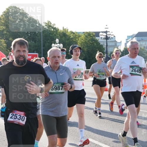 07.09.2025 - BARMER Alsterlauf Yannick Fuchs http://msf.ph/oto/8731581 07.09.2025 09:01:55 Laufen 2229, 2823, 36, 2530, 136, 5987, 2751, 923, 2645, 4257 meine-sportfotos.de