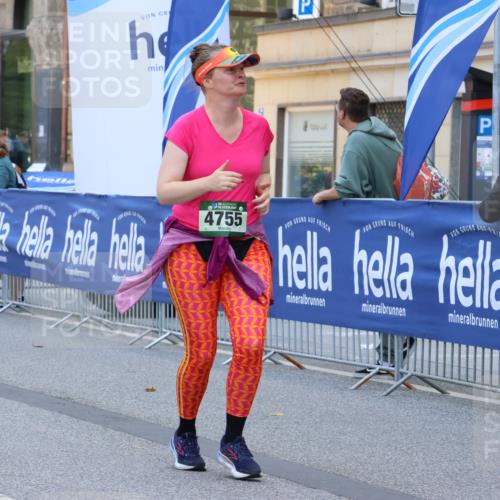 07.09.2025 - BARMER Alsterlauf Strokosch-Dieckow http://msf.ph/oto/8731589 07.09.2025 10:23:40 Ziel 2087, 2261, 2684, 2817, 3325, 3326, 4306, 4457, 4841, 5096 meine-sportfotos.de