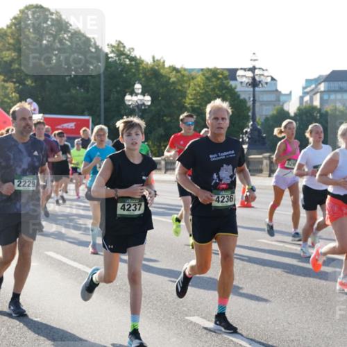 07.09.2025 - BARMER Alsterlauf Yannick Fuchs http://msf.ph/oto/8731595 07.09.2025 09:01:56 Laufen 2, 329, 2975, 2229, 4237, 4236 meine-sportfotos.de