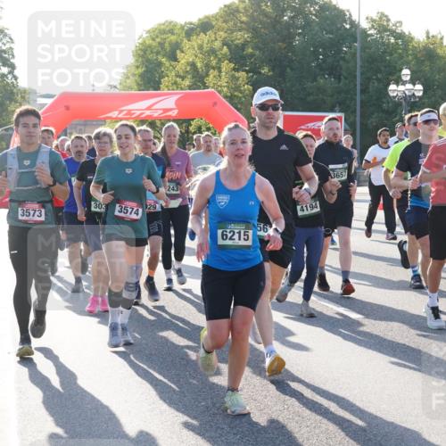 07.09.2025 - BARMER Alsterlauf Yannick Fuchs http://msf.ph/oto/8731628 07.09.2025 09:02:02 Laufen 44414, 29, 303, 3574, 3573, 243, 56, 6215, 4194, 3657, 33, 57 meine-sportfotos.de