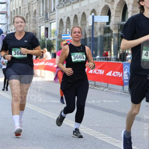 07.09.2025 - BARMER Alsterlauf Strokosch-Dieckow http://msf.ph/oto/8731661 07.09.2025 10:23:36 Ziel 2087, 2261, 2684, 2817, 3325, 3326, 3562, 3688, 4013, 4306, 4457, 4841, 5077, 5083, 5085, 5109, 5242 meine-sportfotos.de