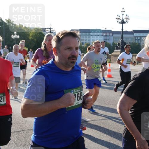 07.09.2025 - BARMER Alsterlauf Yannick Fuchs http://msf.ph/oto/8731666 07.09.2025 09:02:07 Laufen 6702, 136, 2521, 5398, 36, 766, 310, 6099, 36, 303 meine-sportfotos.de