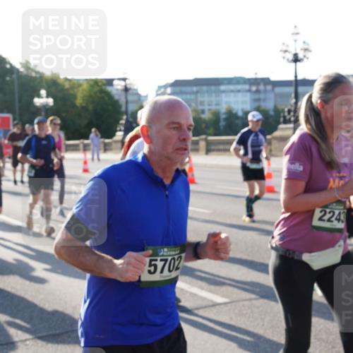 07.09.2025 - BARMER Alsterlauf Yannick Fuchs http://msf.ph/oto/8731679 07.09.2025 09:02:08 Laufen 3717, 5702, 2243, 22 meine-sportfotos.de