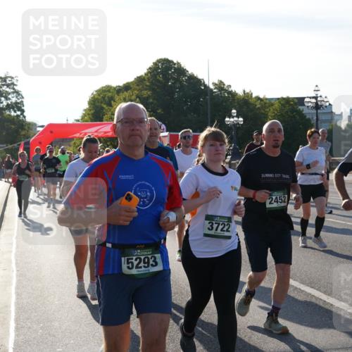 07.09.2025 - BARMER Alsterlauf Yannick Fuchs http://msf.ph/oto/8731691 07.09.2025 09:02:09 Laufen 2737, 36, 5293, 3722, 2452, 04 meine-sportfotos.de