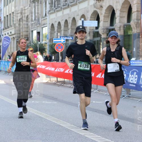 07.09.2025 - BARMER Alsterlauf Strokosch-Dieckow http://msf.ph/oto/8731697 07.09.2025 10:23:34 Ziel 2087, 2261, 2684, 2817, 3562, 3652, 3688, 4013, 4306, 4341, 4352, 4457, 4841, 5077, 5083, 5085, 5109, 5242 meine-sportfotos.de