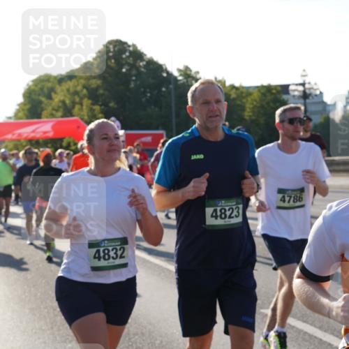 07.09.2025 - BARMER Alsterlauf Yannick Fuchs http://msf.ph/oto/8731699 07.09.2025 09:02:11 Laufen 4832, 4823, 4786, 36, 275 meine-sportfotos.de