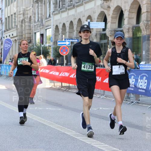 07.09.2025 - BARMER Alsterlauf Strokosch-Dieckow http://msf.ph/oto/8731703 07.09.2025 10:23:34 Ziel 2087, 2261, 2684, 2817, 3562, 3652, 3688, 4013, 4306, 4341, 4352, 4457, 4841, 5077, 5083, 5085, 5109, 5242 meine-sportfotos.de