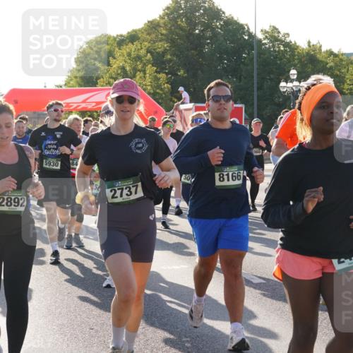 07.09.2025 - BARMER Alsterlauf Yannick Fuchs http://msf.ph/oto/8731720 07.09.2025 09:02:14 Laufen 2892, 5930, 84, 50, 2737, 8166, 960, 72, 181, 2200 meine-sportfotos.de