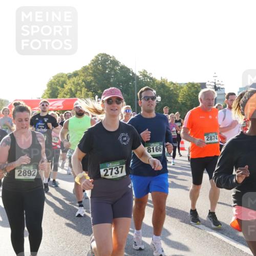 07.09.2025 - BARMER Alsterlauf Yannick Fuchs http://msf.ph/oto/8731724 07.09.2025 09:02:14 Laufen 592, 2892, 444, 150, 2737, 8166, 2874, 163, 447 meine-sportfotos.de