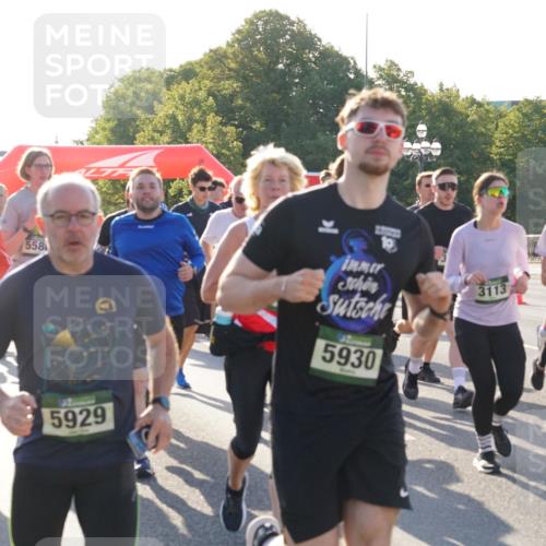 07.09.2025 - BARMER Alsterlauf Yannick Fuchs http://msf.ph/oto/8731734 07.09.2025 09:02:16 Laufen 867, 558, 5929, 19, 5930, 3113, 3111 meine-sportfotos.de