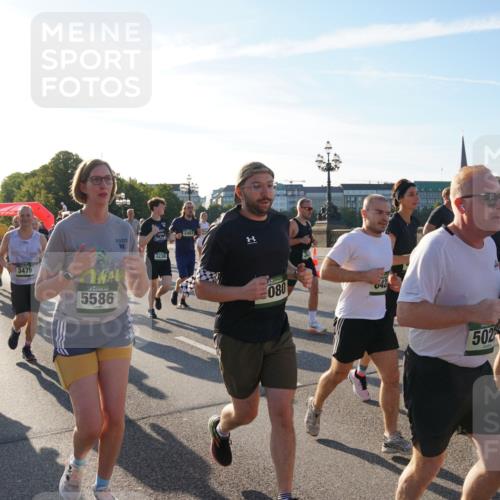 07.09.2025 - BARMER Alsterlauf Yannick Fuchs http://msf.ph/oto/8731759 07.09.2025 09:02:20 Laufen 2507, 3479, 5586, 19, 3238, 5463, 080, 502, 479 meine-sportfotos.de