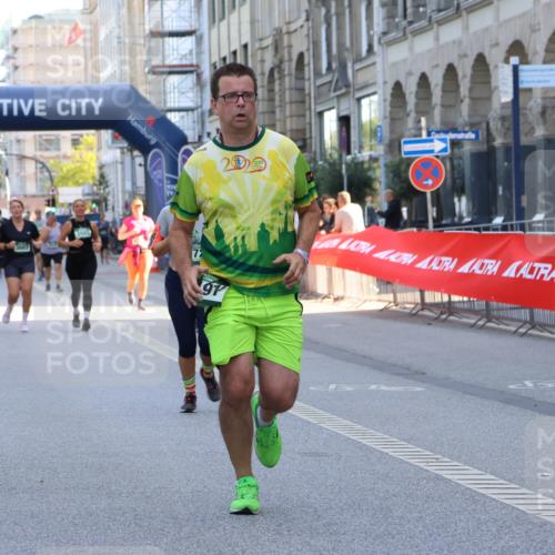 07.09.2025 - BARMER Alsterlauf Strokosch-Dieckow http://msf.ph/oto/8731767 07.09.2025 10:23:26 Ziel 2087, 3159, 3562, 3652, 3653, 3688, 4013, 4218, 4341, 4352, 4841, 5077, 5083, 5085, 5109, 5242, 8005 meine-sportfotos.de
