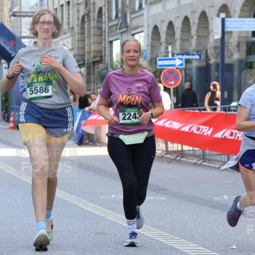07.09.2025 - BARMER Alsterlauf Strokosch-Dieckow http://msf.ph/oto/8731778 07.09.2025 10:23:08 Ziel 2661, 3406, 3407, 3663, 3664, 3665, 3891, 3908, 4128, 4218, 4755, 4813, 4967, 5539, 8005 meine-sportfotos.de