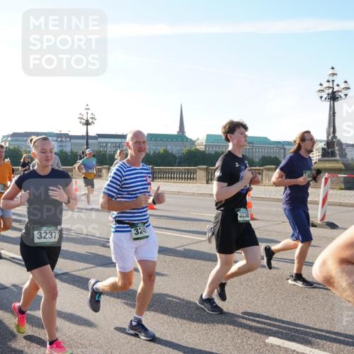07.09.2025 - BARMER Alsterlauf Yannick Fuchs http://msf.ph/oto/8731787 07.09.2025 09:02:22 Laufen 373, 3938, 3237, 3240, 3238 meine-sportfotos.de