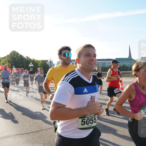 07.09.2025 - BARMER Alsterlauf Yannick Fuchs http://msf.ph/oto/8731803 07.09.2025 09:02:24 Laufen 325, 283, 5446, 5055, 3559, 609 meine-sportfotos.de