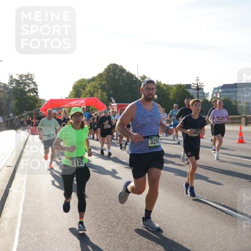 07.09.2025 - BARMER Alsterlauf Yannick Fuchs http://msf.ph/oto/8731814 07.09.2025 09:02:25 Laufen 2120, 2553, 3259, 360, 4580 meine-sportfotos.de