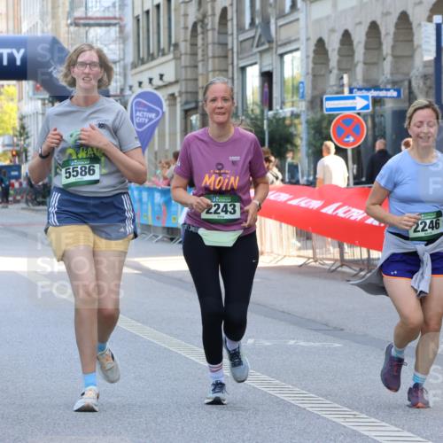 07.09.2025 - BARMER Alsterlauf Strokosch-Dieckow http://msf.ph/oto/8731834 07.09.2025 10:23:07 Ziel 2661, 3406, 3407, 3663, 3664, 3665, 3891, 3908, 4128, 4755, 4813, 4967, 5539, 8005 meine-sportfotos.de