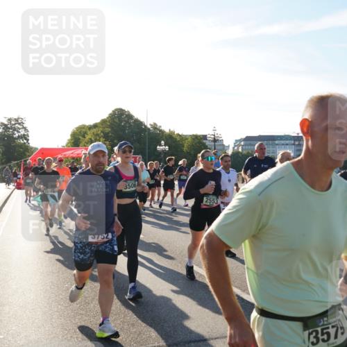 07.09.2025 - BARMER Alsterlauf Yannick Fuchs http://msf.ph/oto/8731839 07.09.2025 09:02:28 Laufen 5809, 5752, 3506, 2347, 2553, 38, 399, 357 meine-sportfotos.de