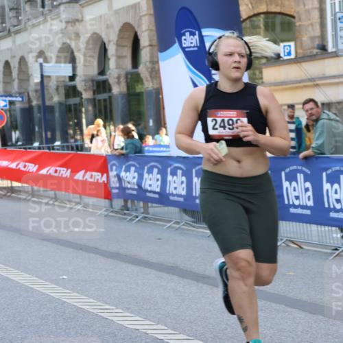 07.09.2025 - BARMER Alsterlauf Strokosch-Dieckow http://msf.ph/oto/8731840 07.09.2025 10:23:04 Ziel 2661, 3406, 3407, 3663, 3664, 3665, 3891, 3908, 4128, 4755, 4813, 4967, 5539 meine-sportfotos.de