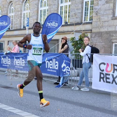 07.09.2025 - BARMER Alsterlauf Strokosch-Dieckow http://msf.ph/oto/8731841 07.09.2025 11:49:06 Ziel  meine-sportfotos.de