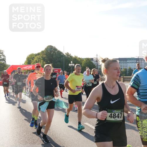 07.09.2025 - BARMER Alsterlauf Yannick Fuchs http://msf.ph/oto/8731854 07.09.2025 09:02:30 Laufen 5809, 1, 4847, 4991 meine-sportfotos.de