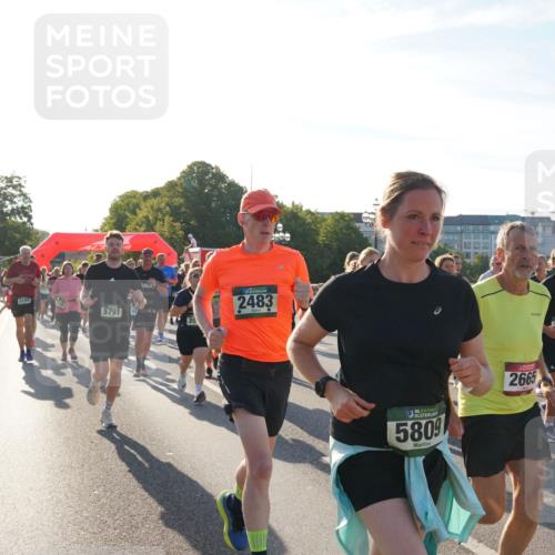 07.09.2025 - BARMER Alsterlauf Yannick Fuchs http://msf.ph/oto/8731865 07.09.2025 09:02:31 Laufen 3168, 5791, 2483, 36, 5809, 2665, 2797, 307 meine-sportfotos.de