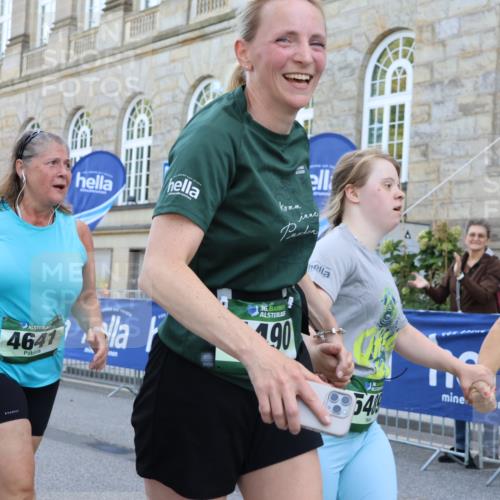 07.09.2025 - BARMER Alsterlauf Strokosch-Dieckow http://msf.ph/oto/8731868 07.09.2025 10:23:02 Ziel 3406, 3407, 3663, 3664, 3665, 4128, 4755, 4813, 4967, 5539 meine-sportfotos.de
