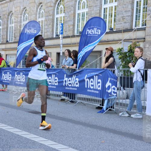 07.09.2025 - BARMER Alsterlauf Strokosch-Dieckow http://msf.ph/oto/8731869 07.09.2025 11:49:06 Ziel  meine-sportfotos.de