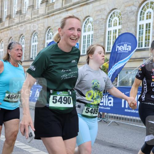 07.09.2025 - BARMER Alsterlauf Strokosch-Dieckow http://msf.ph/oto/8731891 07.09.2025 10:23:02 Ziel 3406, 3407, 3663, 3664, 3665, 4128, 4755, 4813, 4967, 5539 meine-sportfotos.de