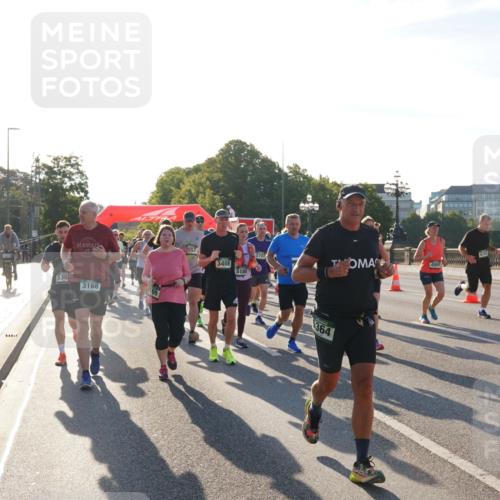 07.09.2025 - BARMER Alsterlauf Yannick Fuchs http://msf.ph/oto/8731892 07.09.2025 09:02:34 Laufen 530, 3168, 3408, 5188, 364, 309, 19, 5407 meine-sportfotos.de