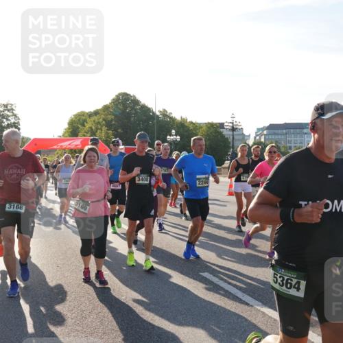 07.09.2025 - BARMER Alsterlauf Yannick Fuchs http://msf.ph/oto/8731901 07.09.2025 09:02:34 Laufen 5308, 3168, 2803, 4657, 3169, 3408, 5707, 2244, 279, 36, 5364, 30 meine-sportfotos.de