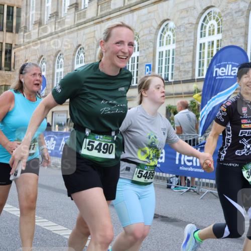 07.09.2025 - BARMER Alsterlauf Strokosch-Dieckow http://msf.ph/oto/8731902 07.09.2025 10:23:02 Ziel 3406, 3407, 3663, 3664, 3665, 4128, 4755, 4813, 4967, 5539 meine-sportfotos.de