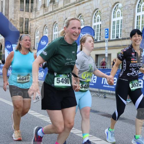 07.09.2025 - BARMER Alsterlauf Strokosch-Dieckow http://msf.ph/oto/8731919 07.09.2025 10:23:02 Ziel 3406, 3407, 3663, 3664, 3665, 4128, 4755, 4813, 4967, 5539 meine-sportfotos.de