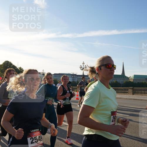 07.09.2025 - BARMER Alsterlauf Yannick Fuchs http://msf.ph/oto/8731938 07.09.2025 09:02:41 Laufen 5151, 5787, 36, 2549, 4218, 5165, 29, 53 meine-sportfotos.de