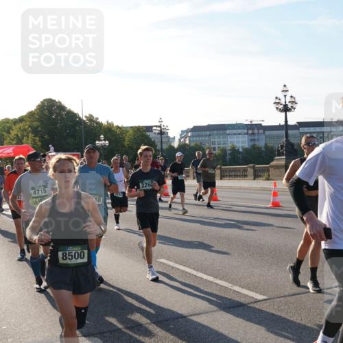 07.09.2025 - BARMER Alsterlauf Yannick Fuchs http://msf.ph/oto/8731994 07.09.2025 09:02:50 Laufen 272, 4715, 8500, 10, 264, 2263, 329, 5805 meine-sportfotos.de