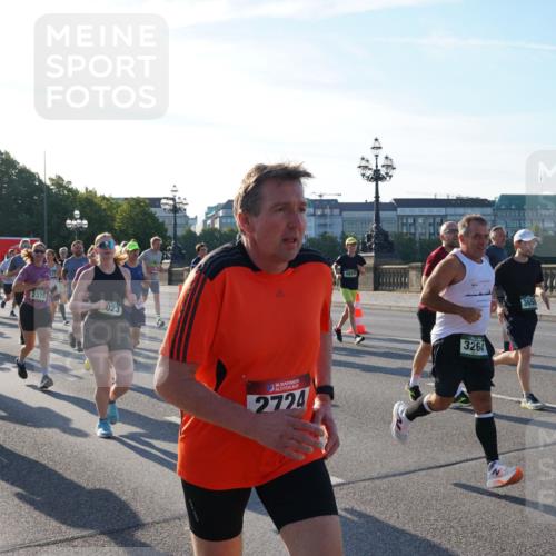 07.09.2025 - BARMER Alsterlauf Yannick Fuchs http://msf.ph/oto/8732019 07.09.2025 09:02:52 Laufen 357, 3091, 8032, 2375, 023, 4859, 36, 2724, 3264, 3298 meine-sportfotos.de