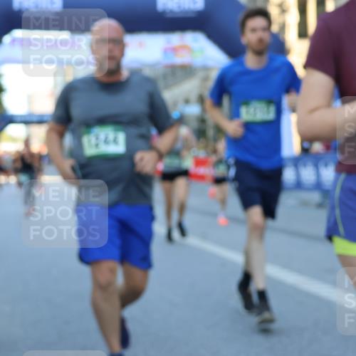 07.09.2025 - BARMER Alsterlauf Strokosch-Dieckow http://msf.ph/oto/8732031 07.09.2025 11:48:45 Ziel  meine-sportfotos.de
