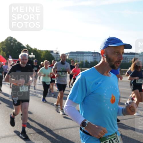 07.09.2025 - BARMER Alsterlauf Yannick Fuchs http://msf.ph/oto/8732073 07.09.2025 09:03:06 Laufen 5752 meine-sportfotos.de