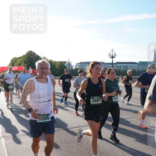 07.09.2025 - BARMER Alsterlauf Yannick Fuchs http://msf.ph/oto/8732103 07.09.2025 09:03:09 Laufen 3970, 8332, 7, 2005, 3265, 8230, 3661, 580, 374 meine-sportfotos.de
