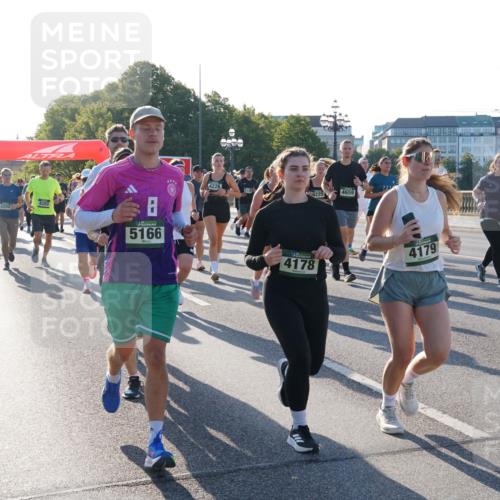 07.09.2025 - BARMER Alsterlauf Yannick Fuchs http://msf.ph/oto/8732164 07.09.2025 09:03:18 Laufen 4203, 5166, 4226, 4659, 4225, 4178, 4179 meine-sportfotos.de