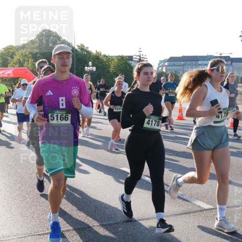 07.09.2025 - BARMER Alsterlauf Yannick Fuchs http://msf.ph/oto/8732168 07.09.2025 09:03:19 Laufen 4202, 4203, 5166, 4945, 4178, 5706, 4907 meine-sportfotos.de