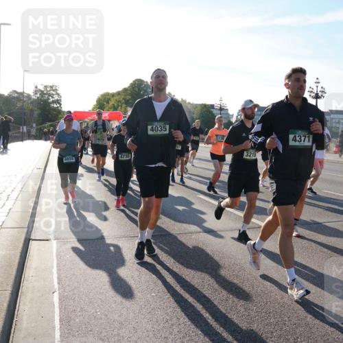 07.09.2025 - BARMER Alsterlauf Yannick Fuchs http://msf.ph/oto/8732234 07.09.2025 09:03:39 Laufen 4858, 5733, 4738, 4035, 51, 5136, 3215, 4371, 455, 321 meine-sportfotos.de