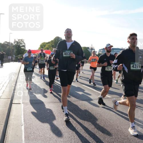07.09.2025 - BARMER Alsterlauf Yannick Fuchs http://msf.ph/oto/8732235 07.09.2025 09:03:39 Laufen 5733, 4858, 4738, 4035, 5136, 3215, 4371 meine-sportfotos.de