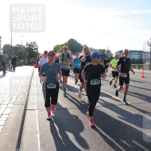 07.09.2025 - BARMER Alsterlauf Yannick Fuchs http://msf.ph/oto/8732245 07.09.2025 09:03:40 Laufen 4858, 5733, 2406, 4738, 351, 5136 meine-sportfotos.de